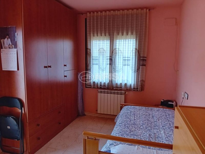 Foto df15690f-b427-4dd0-90af-f6b3ac900305. Xalet amb calefacció aparcament piscina a Llinars del Vallès