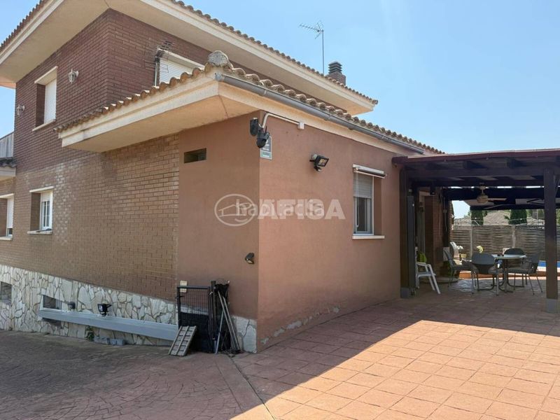 Foto cadd7000-751b-45f6-afca-c64c57373049. Xalet amb calefacció aparcament piscina a Sils