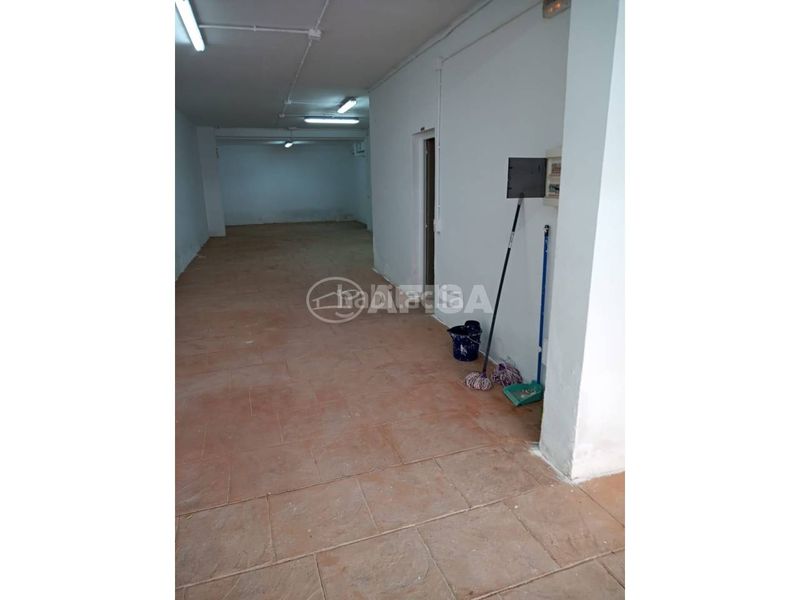 Foto 5173361c-19ba-44b5-9ee9-d9850f083e8a. Local comercial  en venta en Sant Celoni