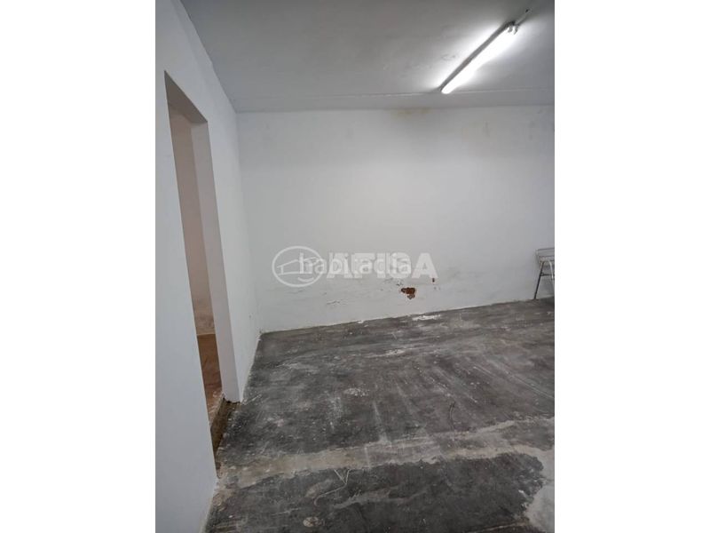Foto ae15c75e-63f1-4d8b-b8e0-32dbfe5f38f0. Local comercial  en venta en Sant Celoni