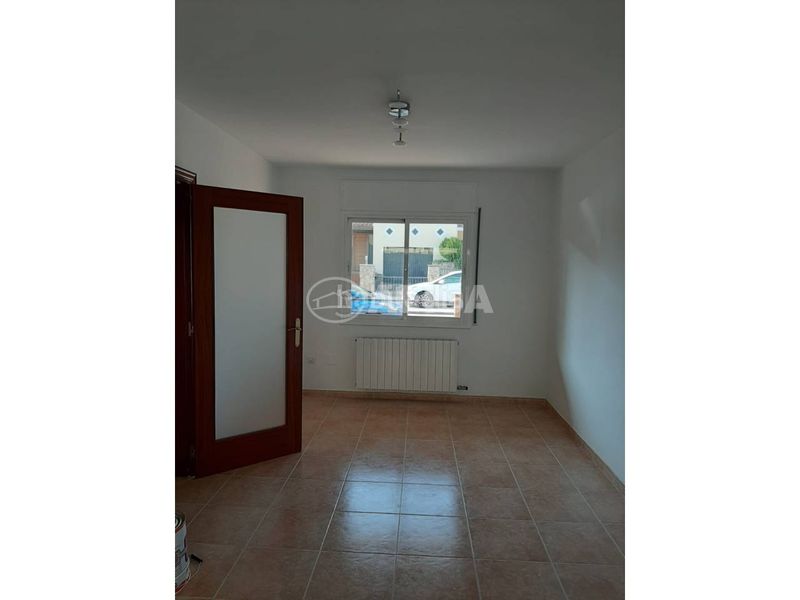 Foto 543b1b97-cc18-4e06-98ec-be8fcba0964d. Casa adosada  en venta en Sils