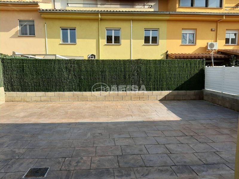 Foto 8b17e97e-e3ef-428d-97b0-768d9a156e68. Casa adosada  en venta en Sils