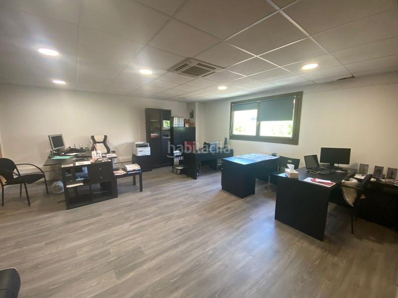 Foto 480b50f6-33cc-4954-bd6b-742e9a8a5567. Nave industrial en carrer de frederic soler 63 nau industrial centre en Terrassa