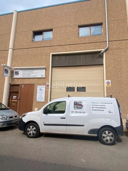 Foto 9460197b-7157-4e5b-8787-723019a54aa9. Nave industrial en carrer de frederic soler 63 nau industrial centre en Terrassa