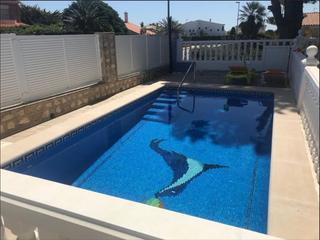 Casa  Carrer de montagut. Casa calafat - piscina + jardin