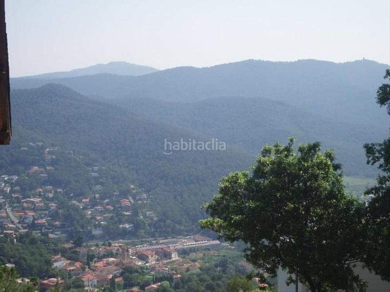 Foto ebb37391-2f01-4ba9-b1b4-24a22a4e3df1. Residential plot in carrer serra de sant feliu 82 in Castellar del Vallès