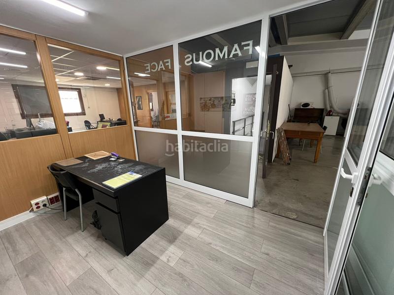 Foto 24d194a2-7f12-49bc-9254-c5dd5f0f3582. Lloguer oficina a Ca n'Aurell Terrassa