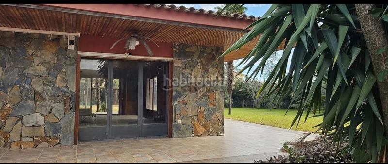 Foto 597d18ce-6d95-495e-b034-e58e75f72e4d. Chalet magnífica casa independiente con amplio terreno y carpa para eventos o chalets de lujo para inversores en Vilallonga del Camp