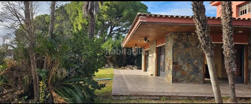 Foto de3092e3-cf77-4dec-93ee-e3cd3eeb4811. Chalet magnífica casa independiente con amplio terreno y carpa para eventos o chalets de lujo para inversores en Vilallonga del Camp