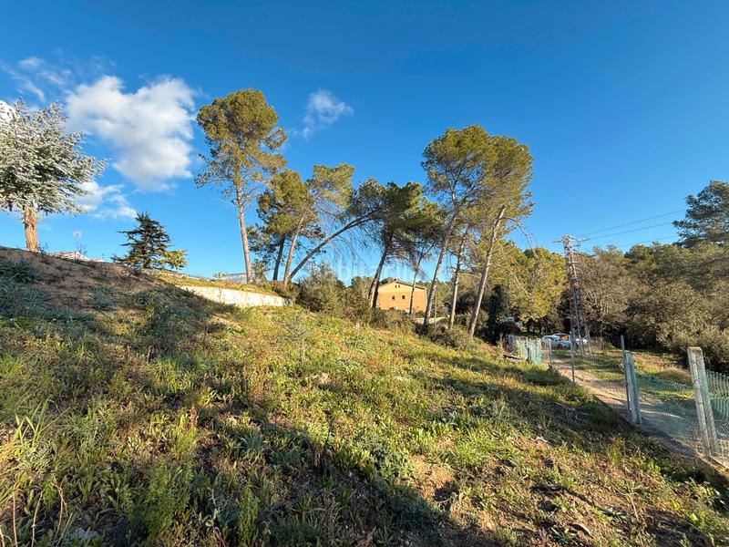 Foto 756ba80d-6af4-4fd5-99e9-1dc5ad80eebc. Terreny residencial a Les Fonts Sant Quirze del Vallès