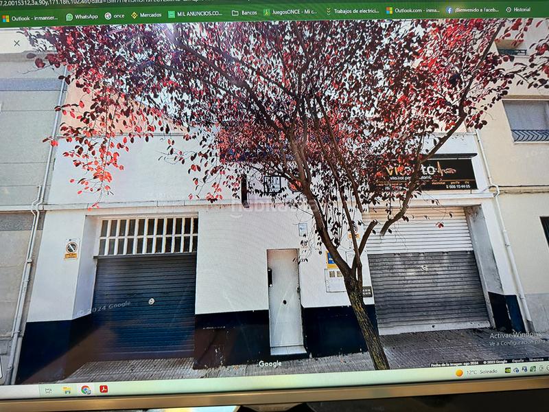 Foto b8d0aea7-7b84-4843-89a5-047985498486. Local comercial venta de locla grande con vuelos libres en Terrassa