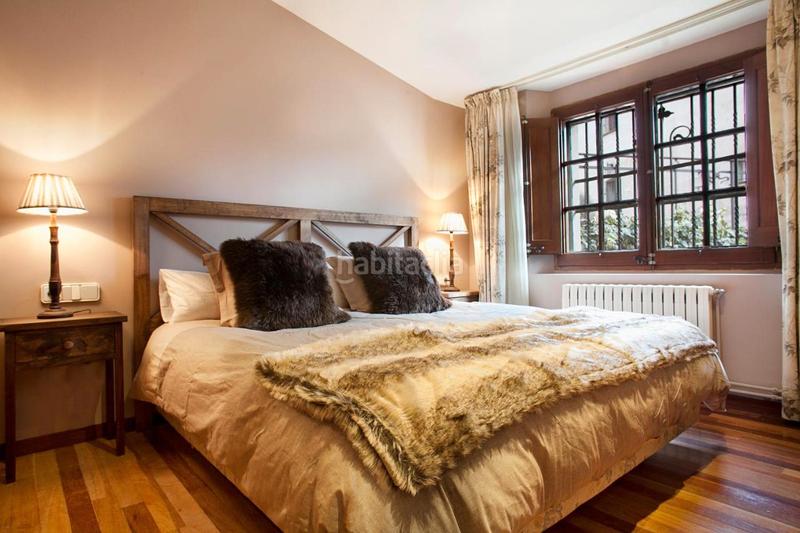 Foto 11680576-b2c7-4fdc-8fd6-4a9cdef7a171. Masia amb xemeneia calefacció aparcament piscina a Castellar del Vallès