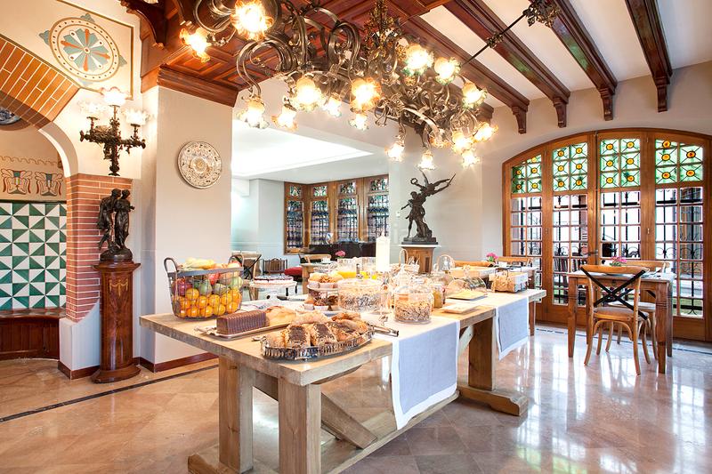 Foto 136339aa-6017-46fa-baf2-e6a624af294d. Masia amb xemeneia calefacció aparcament piscina a Castellar del Vallès