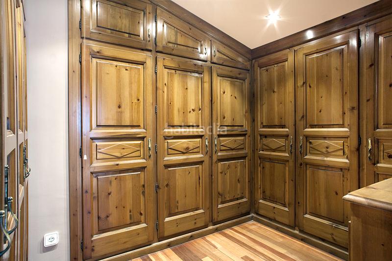 Foto 1630c47e-514e-4d1a-9fa2-5768d1514381. Masia amb xemeneia calefacció aparcament piscina a Castellar del Vallès