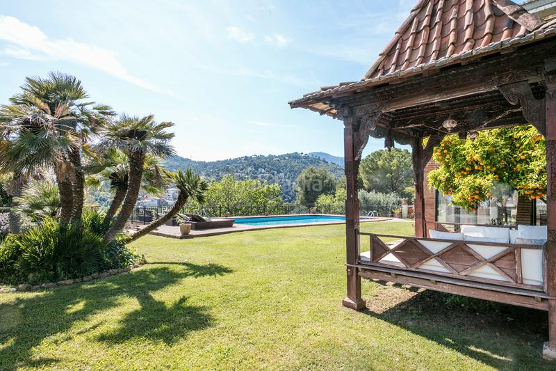 Foto 228f2348-4a49-474e-b7f1-43c23c901ffd. Masia amb xemeneia calefacció aparcament piscina a Castellar del Vallès