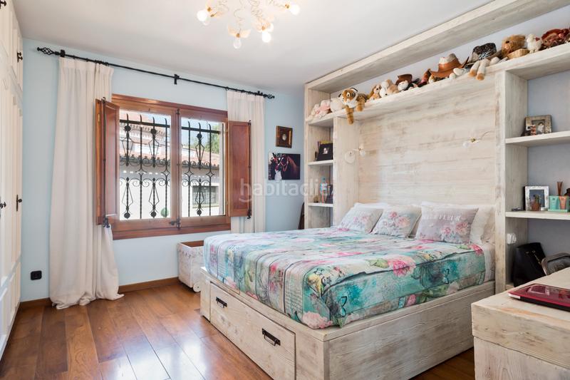 Foto 3f610bc1-a27e-45e0-945f-58d67aab4d2c. Masia amb xemeneia calefacció aparcament piscina a Castellar del Vallès