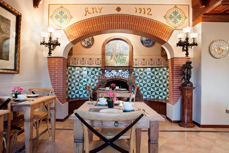 Foto 4c342be8-4e7d-4c8a-879f-44db5b313619. Masia amb xemeneia calefacció aparcament piscina a Castellar del Vallès