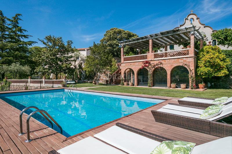 Foto 60fefb35-c0cf-4fb2-811d-0b17210a29ba. Masia amb xemeneia calefacció aparcament piscina a Castellar del Vallès