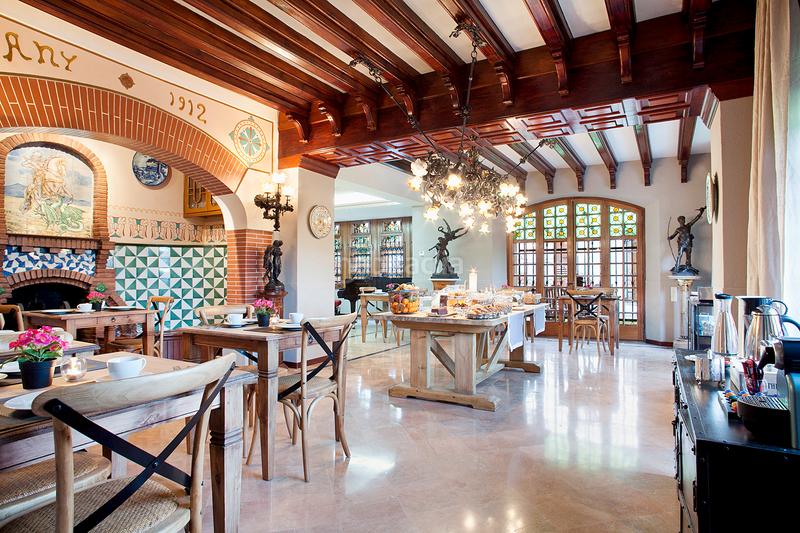 Foto 63849df9-9b14-44eb-9145-d1f3a3375040. Masia amb xemeneia calefacció aparcament piscina a Castellar del Vallès