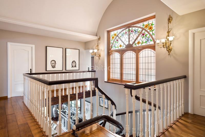 Foto 8380c14f-c072-4d6f-b9e0-d7b439f92fc2. Masia amb xemeneia calefacció aparcament piscina a Castellar del Vallès