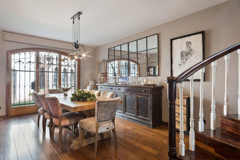 Foto 9859f4ad-39ca-413b-8ec6-d6516aa7c7fa. Masia amb xemeneia calefacció aparcament piscina a Castellar del Vallès