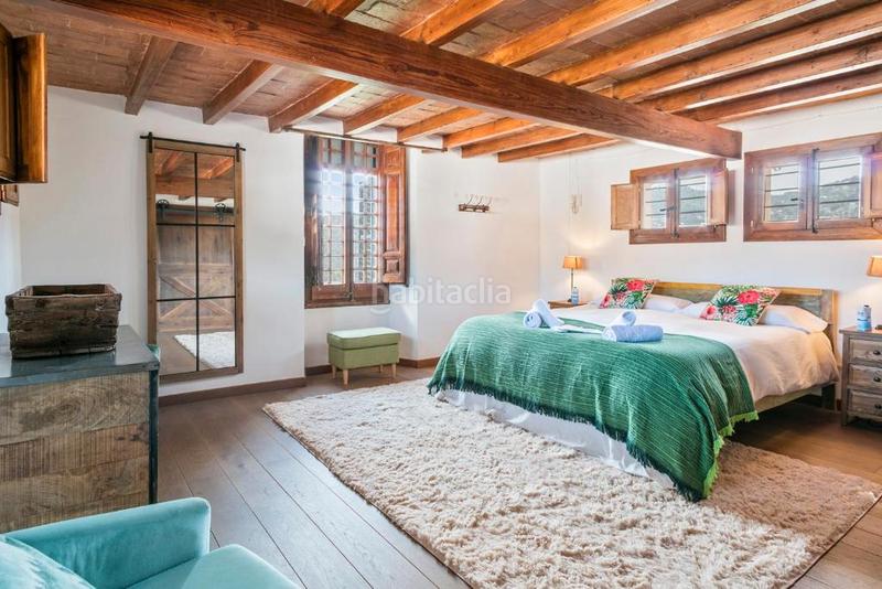 Foto d739b56b-248b-4c87-b43f-ed22116a61c3. Masia amb xemeneia calefacció aparcament piscina a Castellar del Vallès