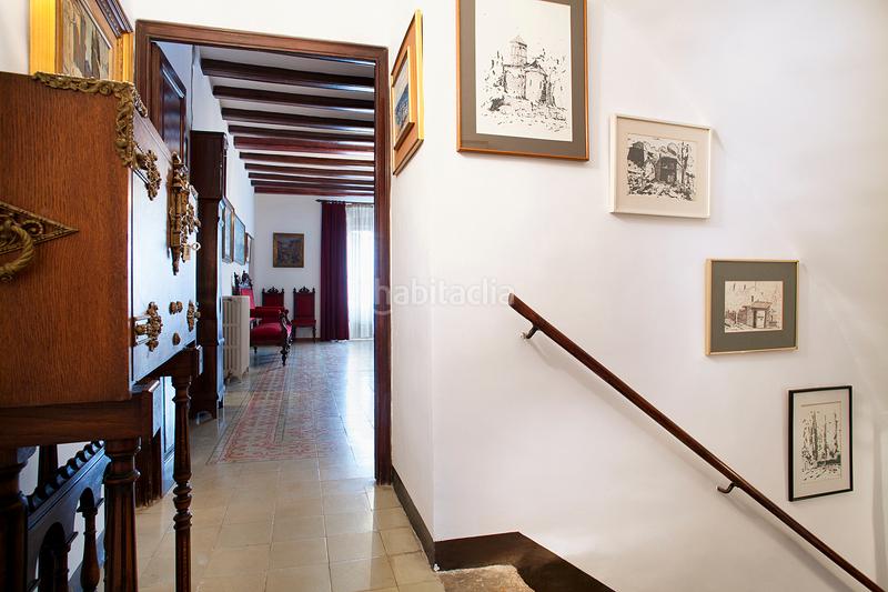 Foto e3f17a18-a6c2-472b-87a3-f2ec38ab59b6. Masia amb xemeneia calefacció aparcament piscina a Castellar del Vallès