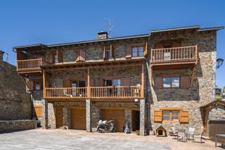 Casa a Bolvir. Exclusiva vivienda en bolvir  oportunidad golden visa