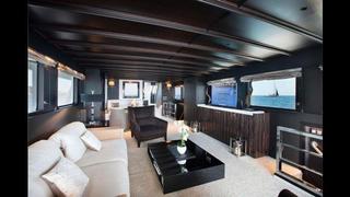 Apartament a Cadaqus. Yate de lujo para vivir