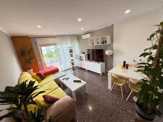 Etagenwohnung  Carrer de diego de almagro. Maravilloso piso en sabadell sud