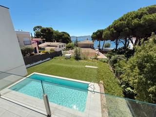 Chalet  Avinguda carboneres. Maravillosa villa de lujo en cala farella llana