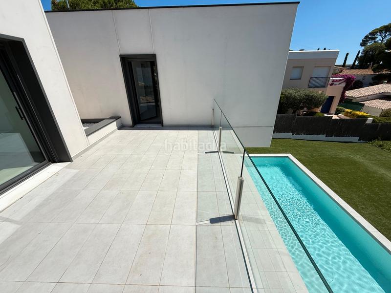 Foto 00f47042-467f-49ba-ab22-0c5dfe5a4fe3. Chalet con riscaldamento parcheggio piscina in Carboneres - La Farella Llançà