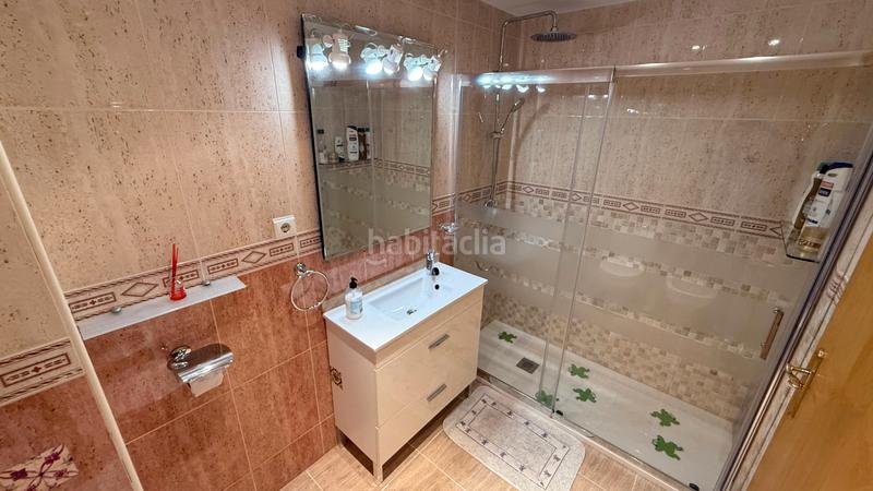 Foto 1f8107fc-dbae-48c4-abfd-853ac126c25c. Reihenhaus mit heizung parking in Roda de Barà