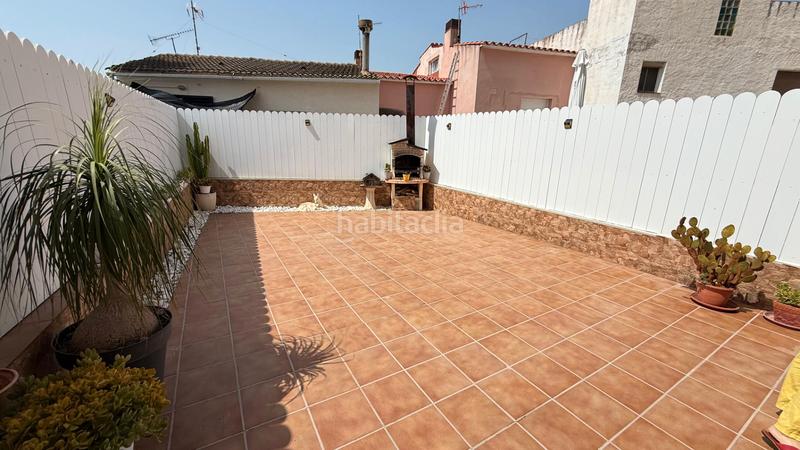 Foto 2c9a44e2-e5c9-4dd2-9daf-5e9a167fef07. Reihenhaus mit heizung parking in Roda de Barà