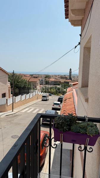 Foto a08ab596-2846-407e-8196-822362f41ec2. Reihenhaus mit heizung parking in Roda de Barà