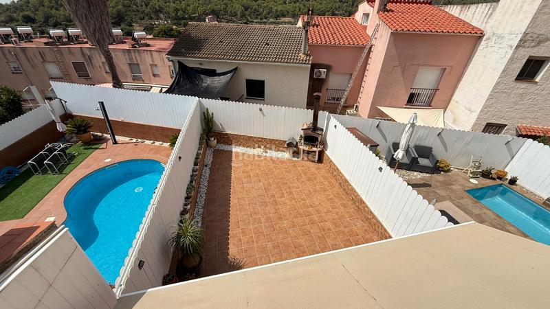 Foto ddc0420e-bc9b-49f6-a2a3-646e29bebef3. Reihenhaus mit heizung parking in Roda de Barà