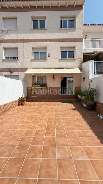 Foto fb268828-f46b-41f9-8db8-5f0fb0d471ad. Reihenhaus mit heizung parking in Roda de Barà