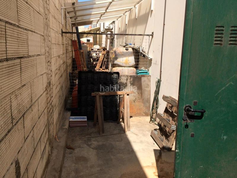 Foto dc6c7ee4-3156-4c3d-b096-1be92054462c. Affitto capannone industriale con riscaldamento in Terrassa