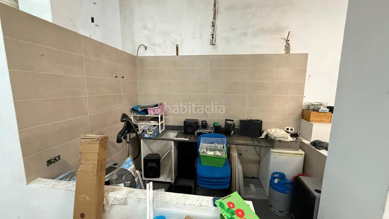 Foto 97007dfb-20f7-427f-846d-12a80acc6f7a. Locale commerciale in carrer del guadalhorce 13 in Terrassa