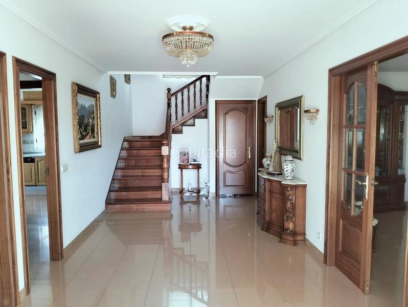 Foto 1896179c-2f1e-481a-af3e-bbc34519a527. Casa a A Malata - Catabois - Ciudad Jardín Ferrol