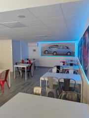 Locale commerciale in Carmel. Traspaso restaurante equipado