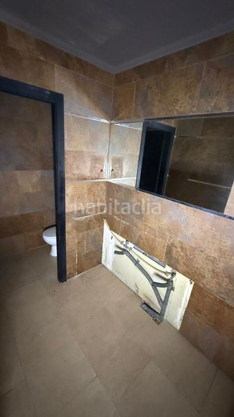 Foto e33826f1-a4c9-4d9e-b0c4-11a2a2bc49c4. Local comercial a Covamar Salou