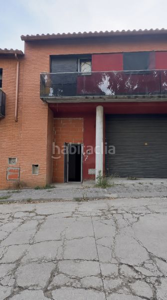 Foto bde0718d-2ba1-4547-87da-3bdfb449fb9a. Casa aparellada amb aparcament a Arbúcies