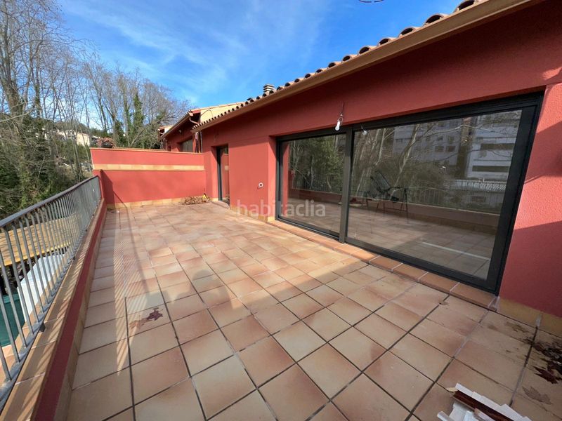 Foto e3f8318d-9187-4624-bdca-08be92f60cee. Casa aparellada amb aparcament a Arbúcies