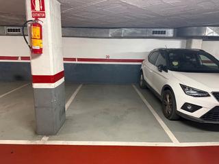 Lloguer Aparcament cotxe  Carrer de mallorca. Se alquila plaza parking de coche, en calle mallorca esquina pad