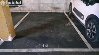 Parking voiture à Martorell. Plaza de parquing a 2 minutos del centro