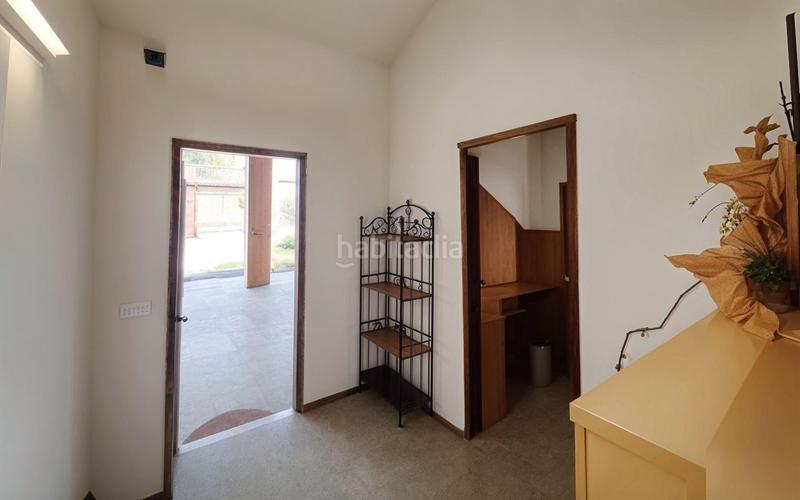 Foto 1079936e-6897-4b21-a850-724e520a2f77. Casa con riscaldamento parcheggio piscina in Masquefa