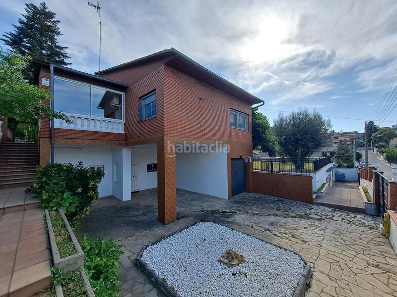 Foto 337ed41b-6f5c-4cff-84b4-301221005fb5. Casa con riscaldamento parcheggio piscina in Masquefa