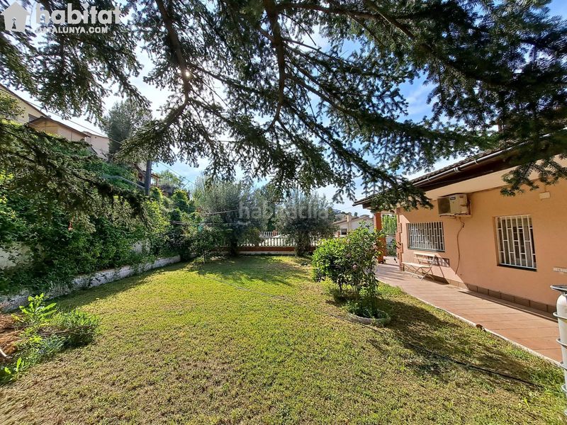 Foto 89cf886f-19e0-4590-a460-500805f3bfeb. Casa amb aparcament piscina a Masquefa