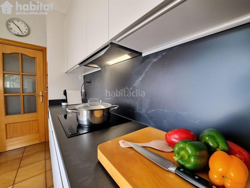 Foto b365ec37-89a3-46cd-8cfb-f3b0d472c1bb. Casa amb aparcament piscina a Masquefa